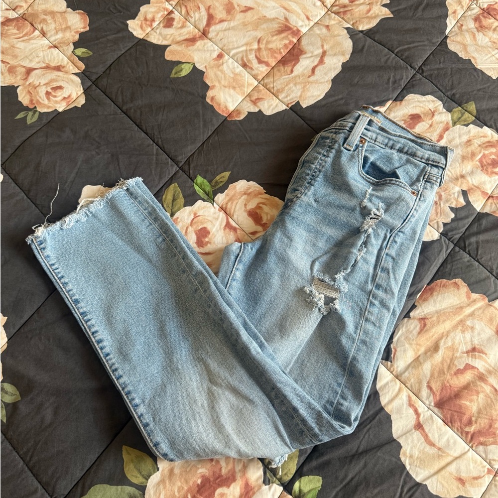 Levi's Distressed Wedgie Straight Jeans